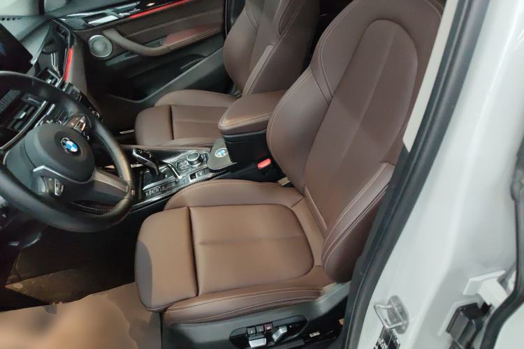 Used BMW X1 2022 sDrive25Li Leading Model Left Front Seat