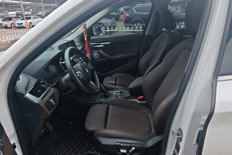 Used BMW X1 2022 sDrive25Li Leading Model Left Front Seat