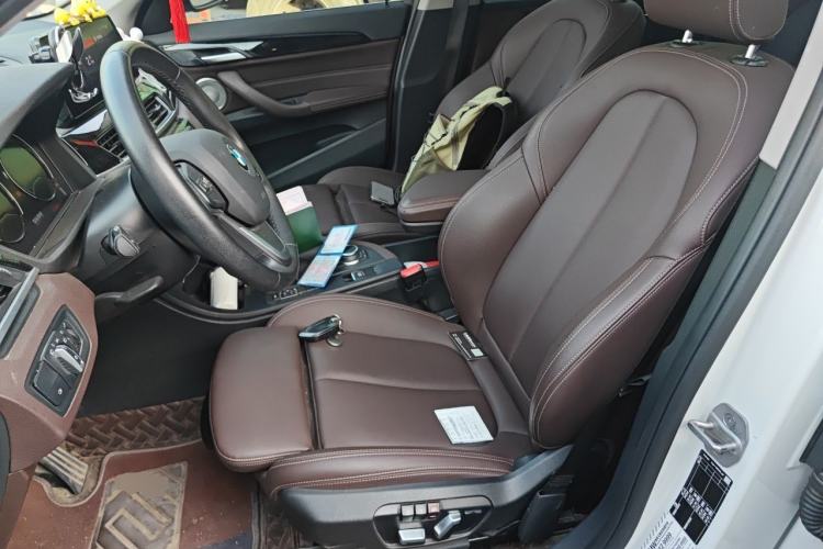 Used BMW X1 2022 sDrive20Li Fashion Model Left Front Seat