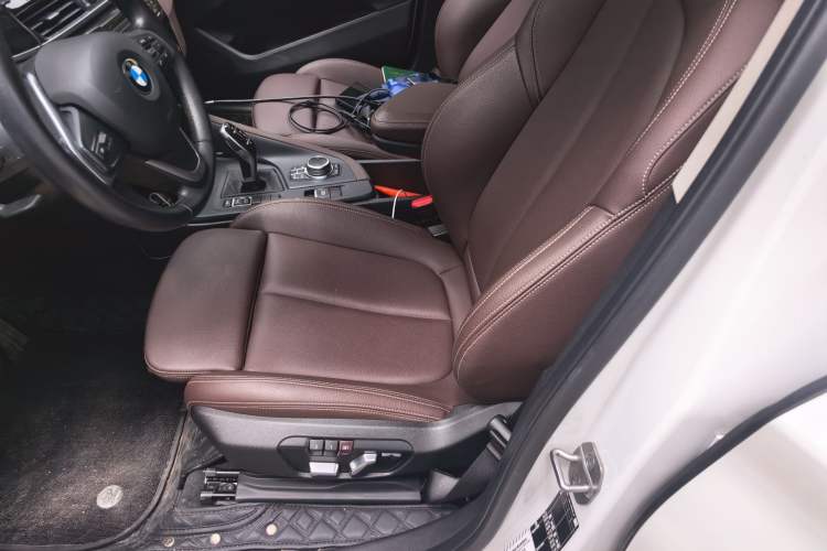 Used BMW X1 2022 sDrive20Li Fashion Model Left Front Seat