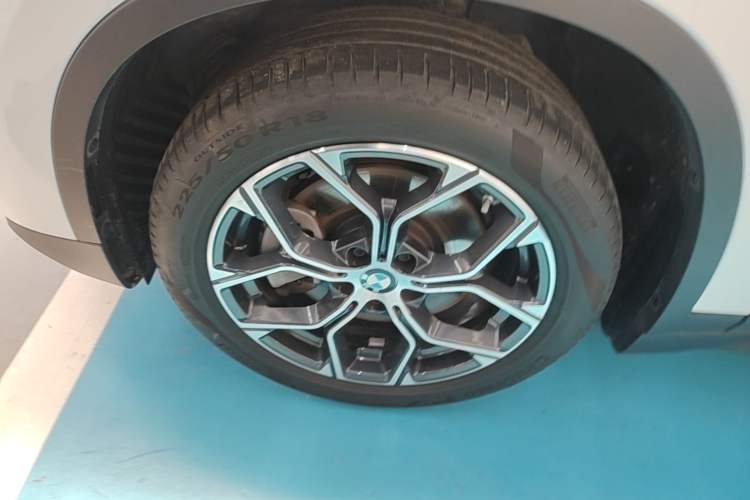Used BMW X1 2022 sDrive25Li Leading Model Left Front Wheel Hub