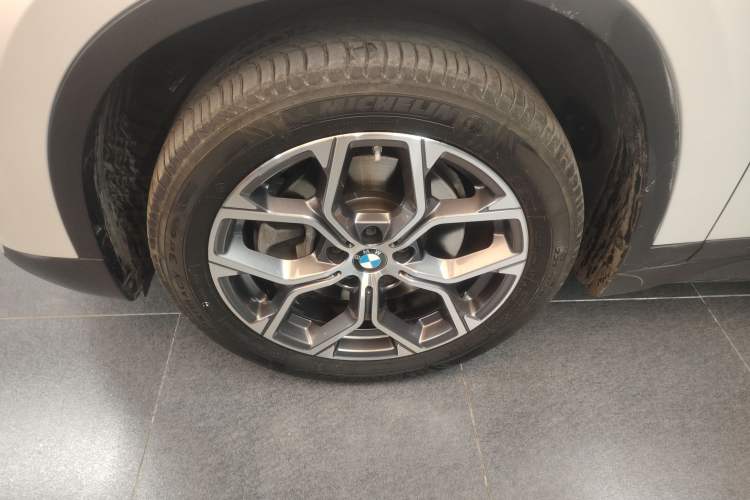 Used BMW X1 2022 sDrive25Li Leading Model Left Front Wheel Hub