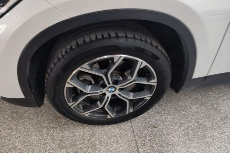 Used BMW X1 2022 sDrive25Li Leading Model Left Front Wheel Hub