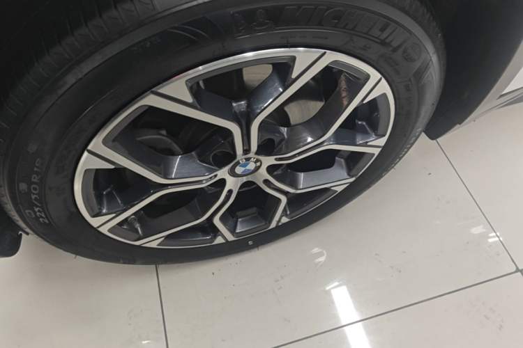 Used BMW X1 2022 sDrive25Li Leading Model Left Front Wheel Hub