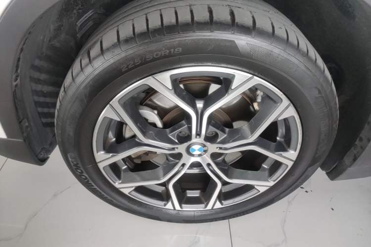 Used BMW X1 2022 sDrive25Li Leading Model Left Front Wheel Hub