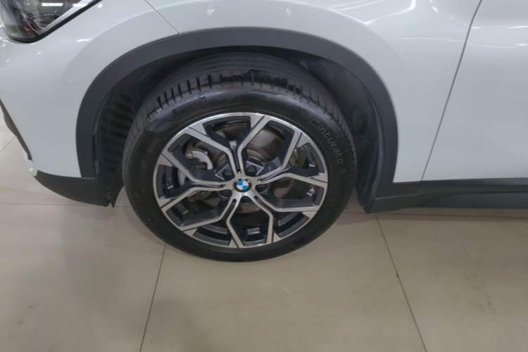 Used BMW X1 2022 sDrive25Li Leading Model Left Front Wheel Hub