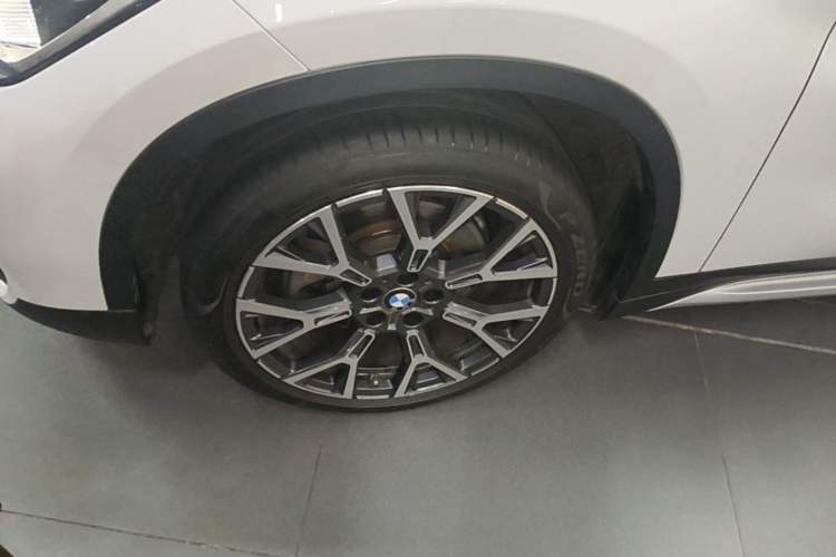 Used BMW X1 2022 xDrive25Li Luxury Model Left Front Wheel Hub
