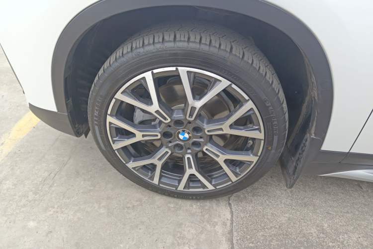 Used BMW X1 2022 xDrive25Li Luxury Model Left Front Wheel Hub