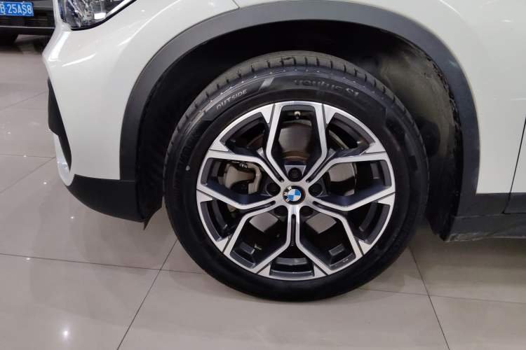 Used BMW X1 2022 sDrive25Li Leading Model Left Front Wheel Hub