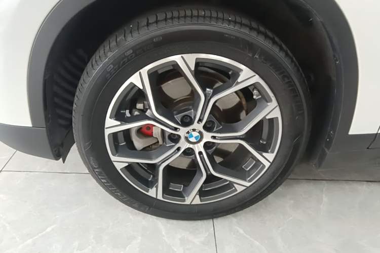 Used BMW X1 2022 sDrive25Li Leading Model Left Front Wheel Hub