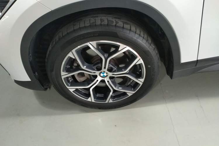 Used BMW X1 2022 sDrive25Li Leading Model Left Front Wheel Hub