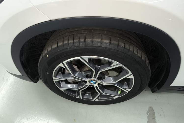 Used BMW X1 2022 sDrive25Li Leading Model Left Front Wheel Hub