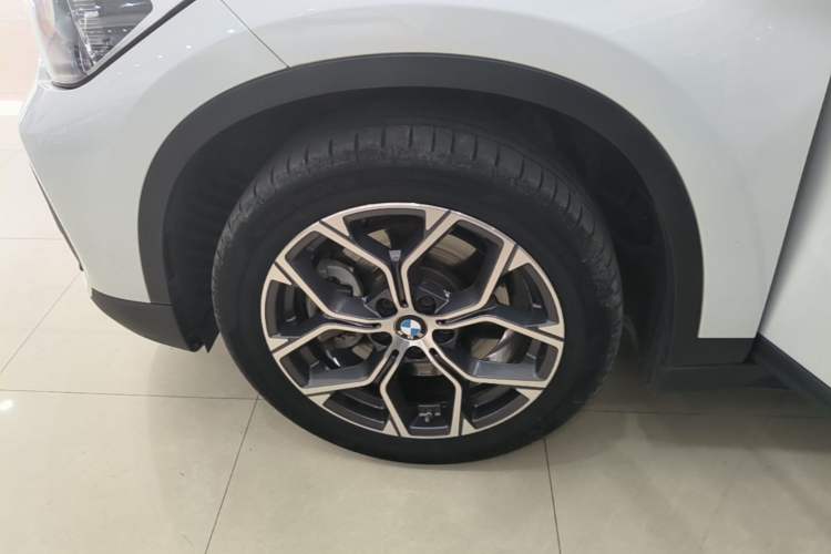 Used BMW X1 2022 sDrive25Li Leading Model Left Front Wheel Hub