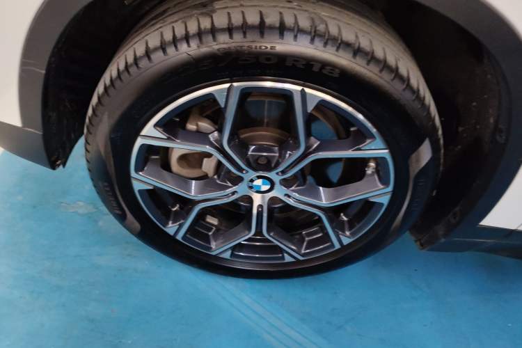 Used BMW X1 2022 sDrive25Li Leading Model Left Front Wheel Hub