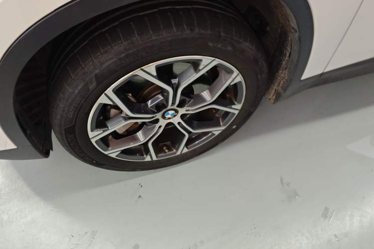 Used BMW X1 2022 sDrive25Li Leading Model Left Front Wheel Hub