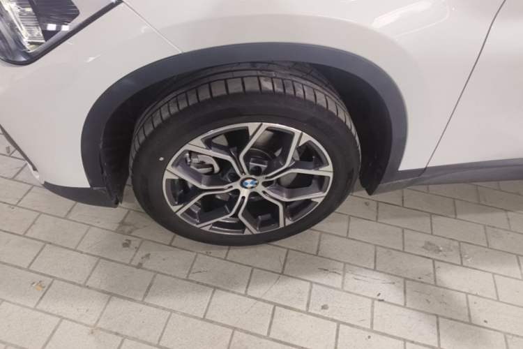 Used BMW X1 2022 sDrive25Li Leading Model Left Front Wheel Hub