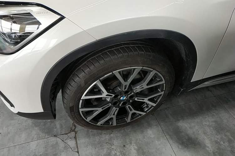 Used BMW X1 2022 xDrive25Li Luxury Model Left Front Wheel Hub