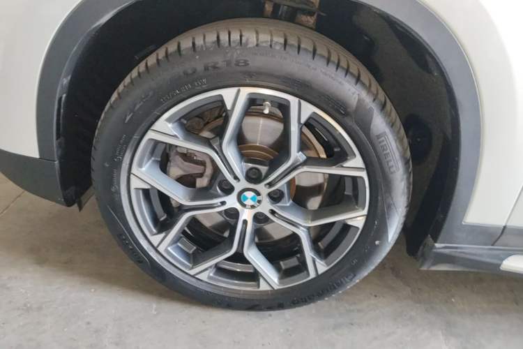Used BMW X1 2022 sDrive25Li Leading Model Left Front Wheel Hub