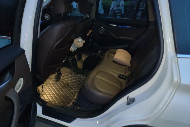 Used BMW X1 2022 sDrive25Li Leading Model Left Rear Seat