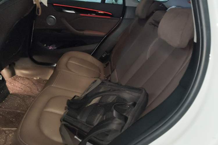 Used BMW X1 2022 sDrive20Li Fashion Model Left Rear Seat