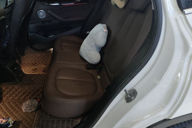 Used BMW X1 2022 sDrive20Li Fashion Model Left Rear Seat