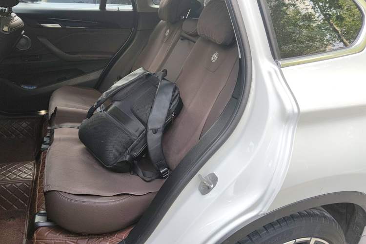 Used BMW X1 2022 sDrive25Li Leading Model Left Rear Seat