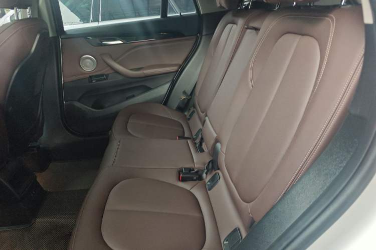 Used BMW X1 2022 sDrive20Li Fashion Model Left Rear Seat