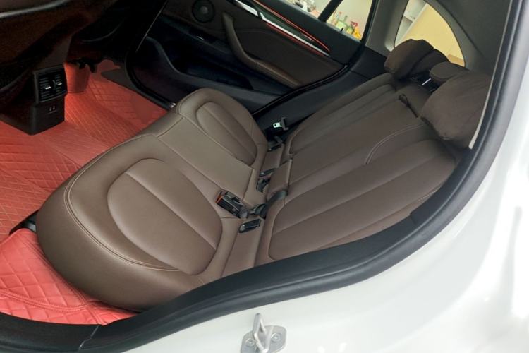 Used BMW X1 2022 Updated xDrive25Li Premium Edition Left Rear Seat