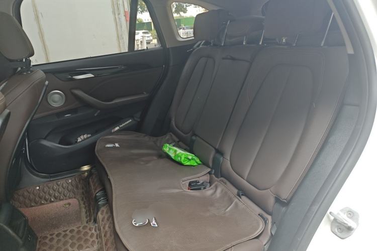 Used BMW X1 2022 sDrive20Li Fashion Model Left Rear Seat