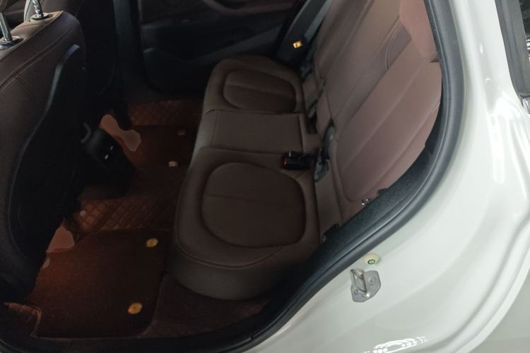 Used BMW X1 2022 Updated xDrive25Li Premium Edition Left Rear Seat