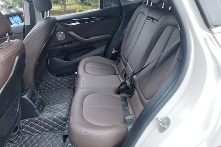 Used BMW X1 2022 sDrive20Li Fashion Model Left Rear Seat