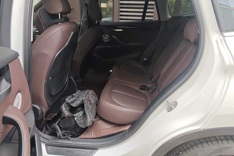 Used BMW X1 2022 sDrive20Li Fashion Model Left Rear Seat