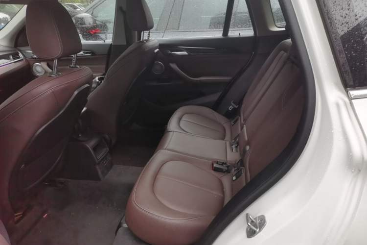 Used BMW X1 2022 sDrive20Li Fashion Model Left Rear Seat