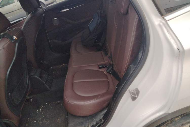 Used BMW X1 2022 sDrive20Li Fashion Model Left Rear Seat