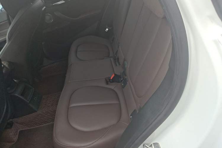 Used BMW X1 2022 sDrive20Li Fashion Model Left Rear Seat