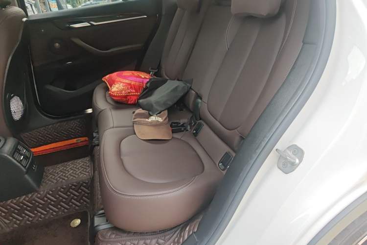 Used BMW X1 2022 Updated xDrive25Li Premium Edition Left Rear Seat