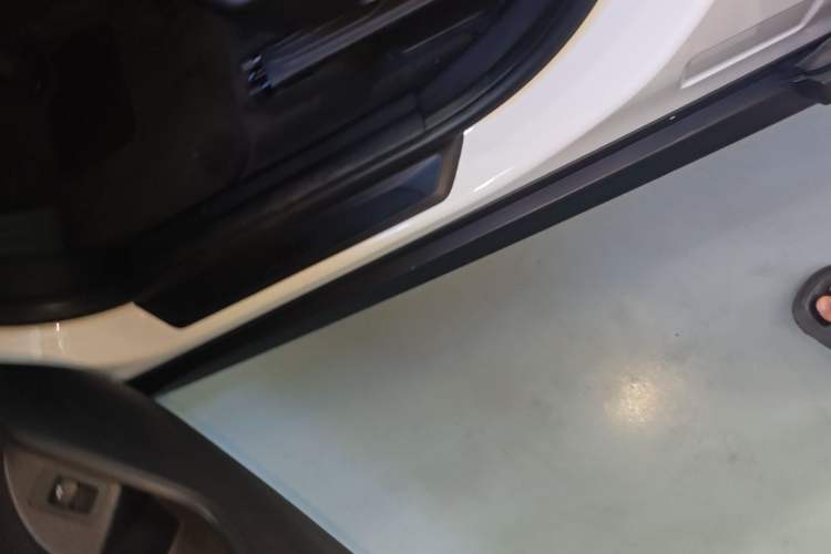 Used BMW X1 2022 sDrive25Li Leading Model Left Side Sill
