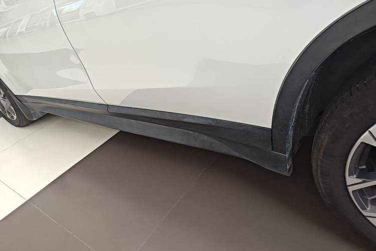 Used BMW X1 2022 sDrive25Li Leading Model Left Side Sill