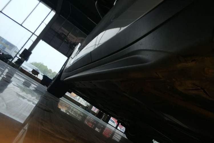 Used BMW X1 2022 sDrive25Li Leading Model Left Side Sill