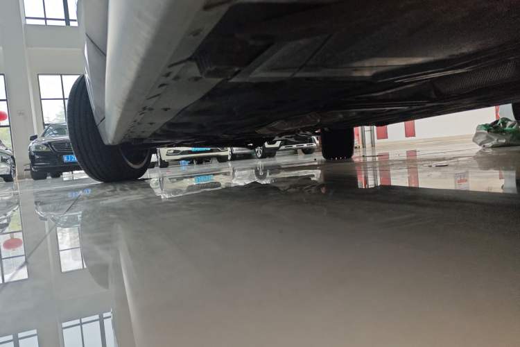 Used BMW X1 2022 Updated xDrive25Li Premium Edition Left Side Sill