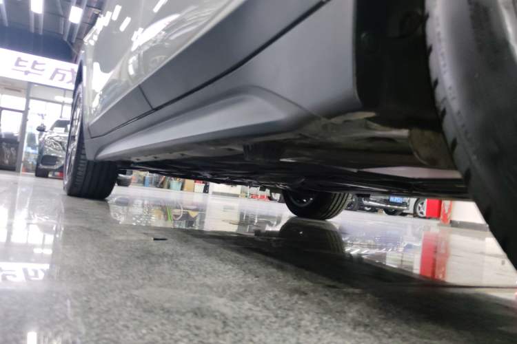 Used BMW X1 2022 sDrive25Li Leading Model Left Side Sill