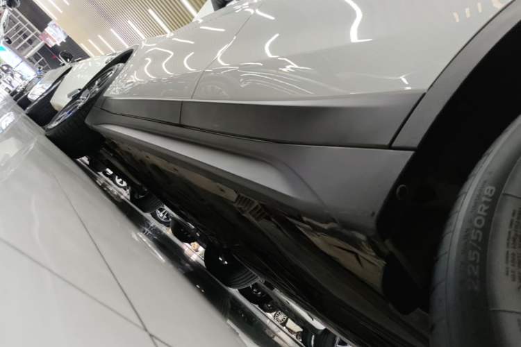 Used BMW X1 2022 sDrive25Li Leading Model Left Side Sill