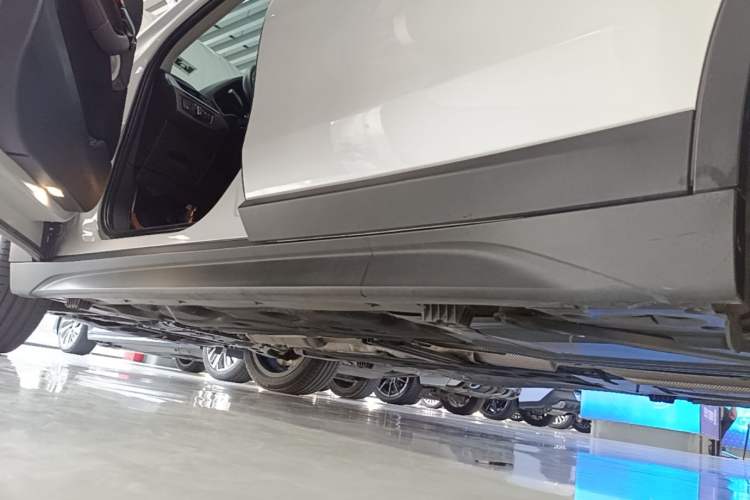 Used BMW X1 2022 sDrive25Li Leading Model Left Side Sill