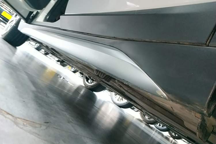 Used BMW X1 2022 xDrive25Li Luxury Model Left Side Sill