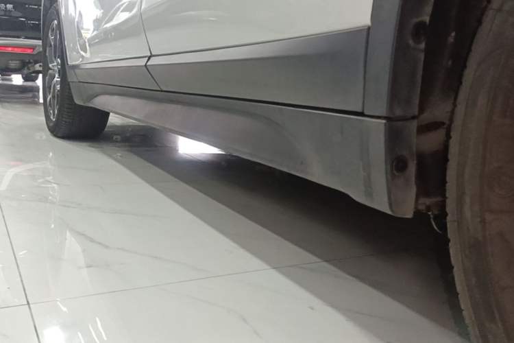 Used BMW X1 2022 sDrive25Li Leading Model Left Side Sill