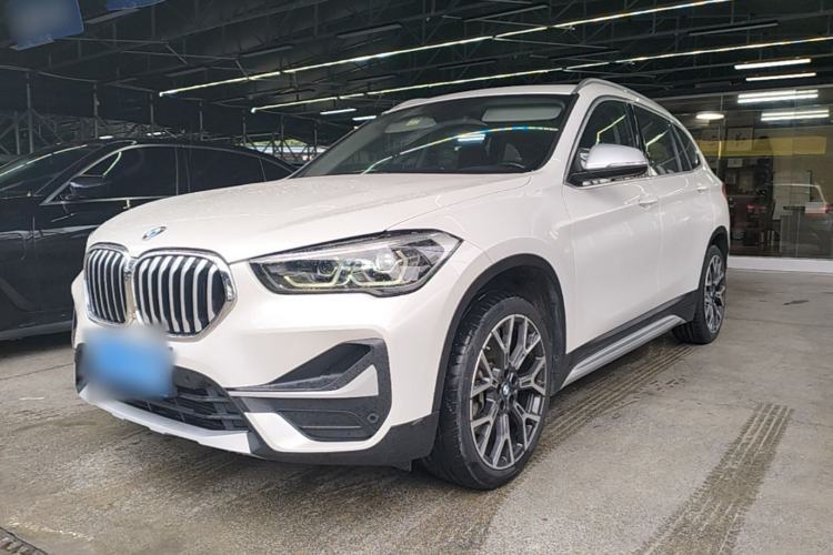 Used BMW X1 2022 xDrive25Li Luxury Model Guazi used car, China used car export, Used car for sale, Used BMW cars, Cheapest cars for sale