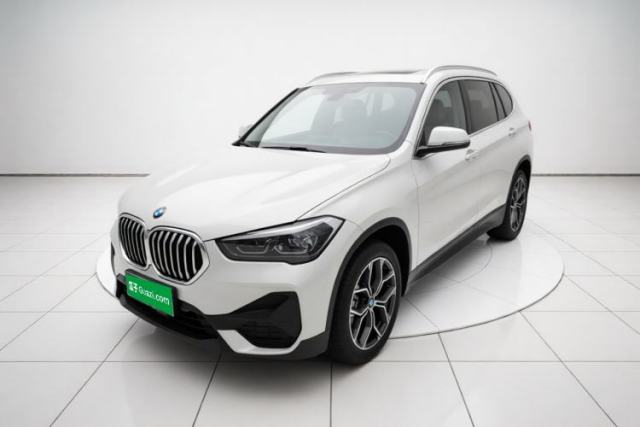 Ojetý BMW X1 2022 sDrive25Li Leading Model