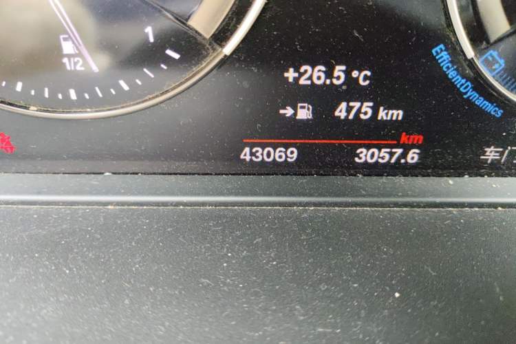 Used BMW X1 2022 sDrive25Li Leading Model Odometer Close Up