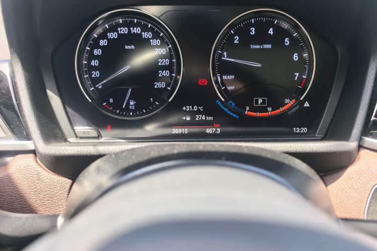 Used BMW X1 2022 sDrive25Li Leading Model Odometer Close Up