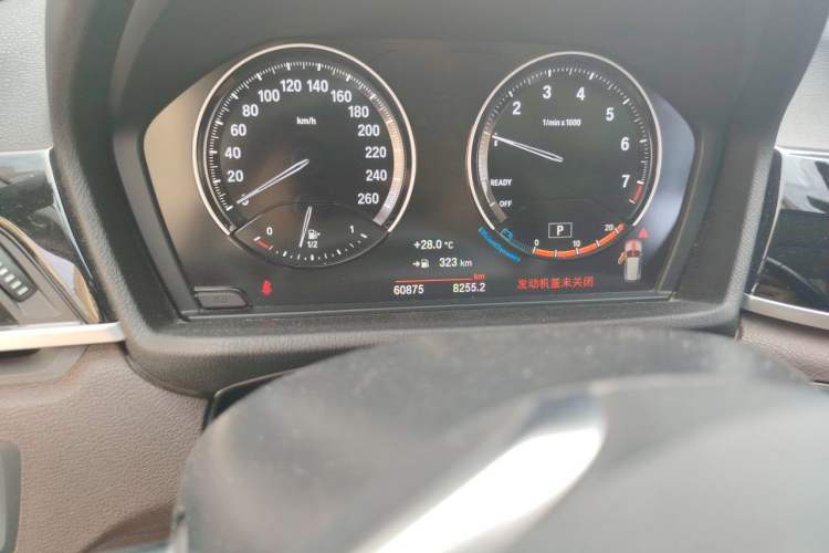 Used BMW X1 2022 sDrive20Li Fashion Model Odometer Close Up